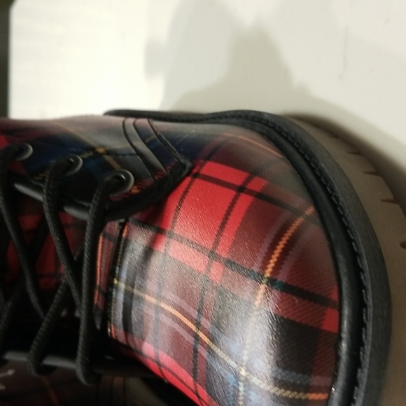 NWT BEAUTIFUL BOOTS - Picture 6 of 8